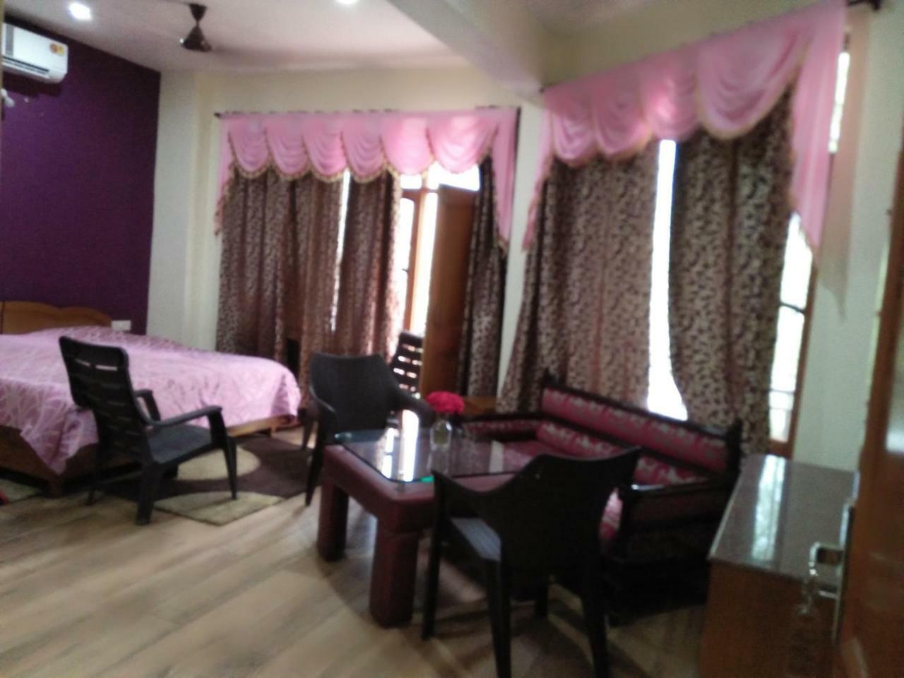 Misty Woods Otel Dharamshala Dış mekan fotoğraf